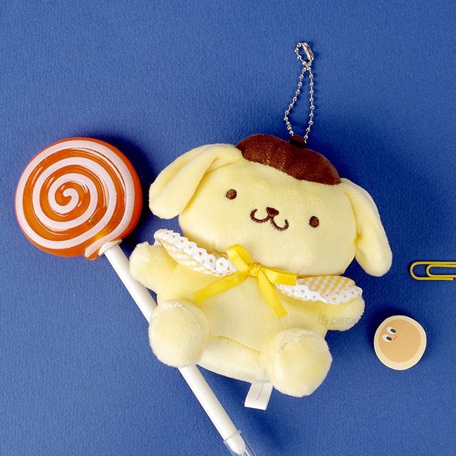 Sanrio Limited Cape Shawl Edition Cinnamoroll, Kuromi, Pochcco, My Melody Key Chain, Bag Charm