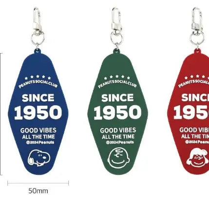 Peanuts 75th Anniversary Vintage Motel Mirror Keychain