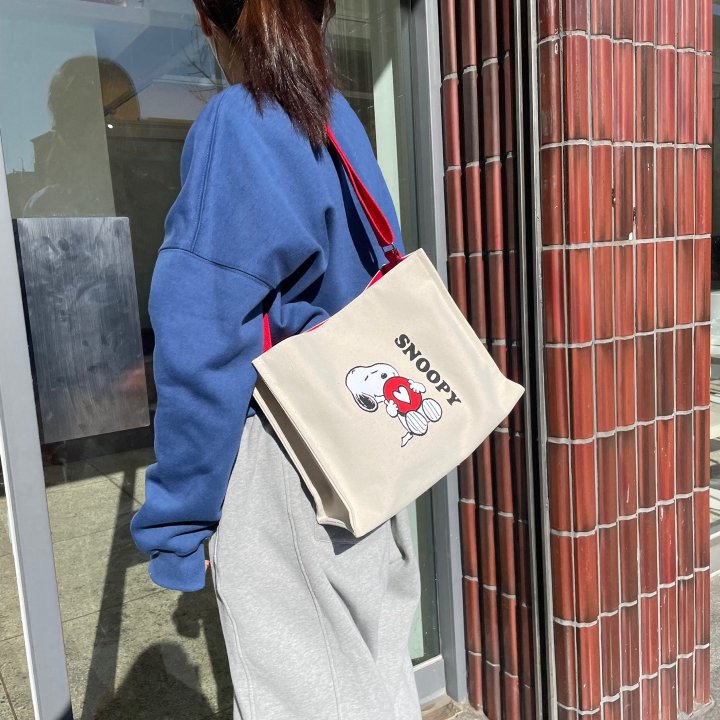 Snoopy Daily Canvas Shoulder/ Cross Bag- Peanuts Official