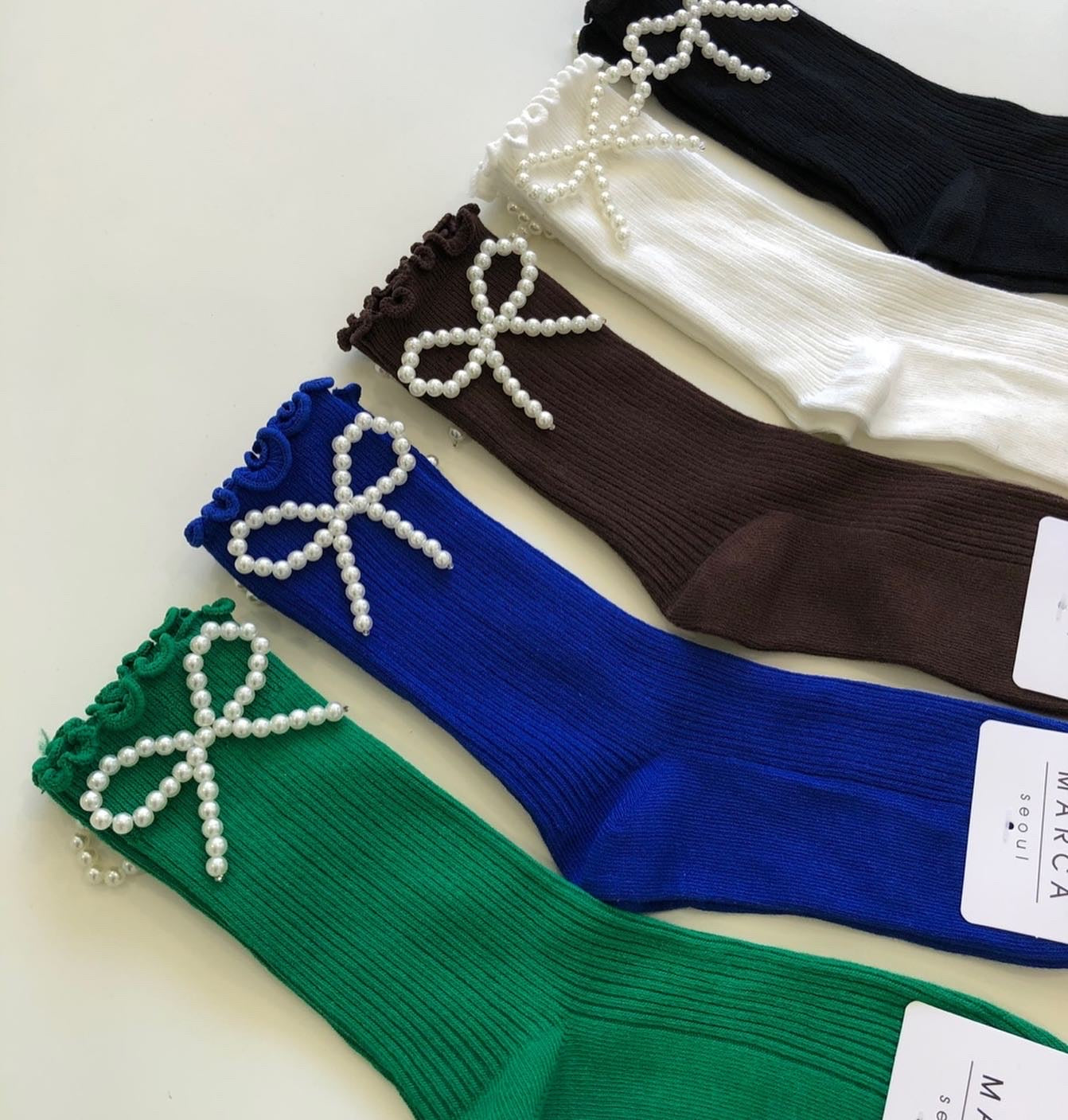 Pearl Ribbon Socks