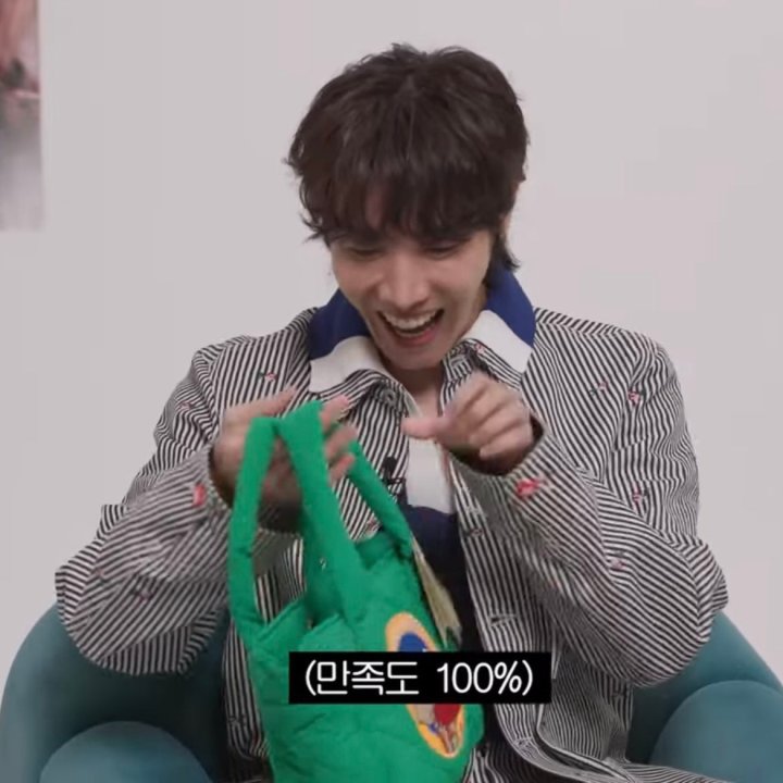 J-Hope's Pick Snoopy Stitch Cross Bag