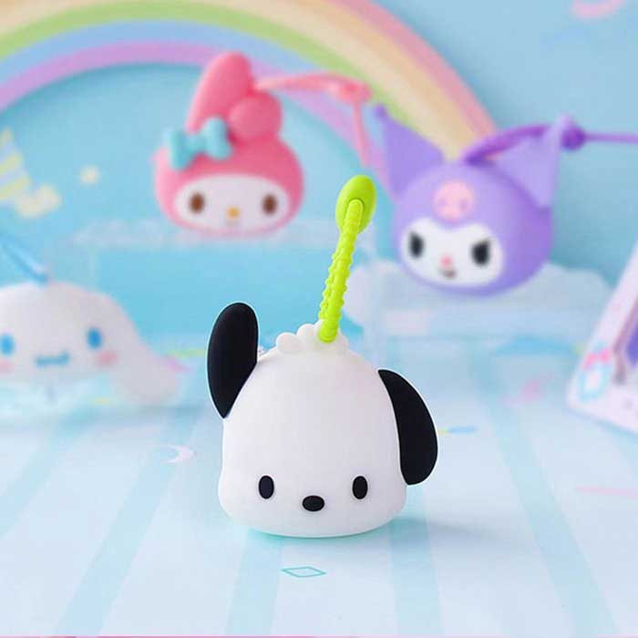 Sanrio wallet Pouch Charm Cinnamoroll, Kuromi, Pochcco, My Melody Car Key Chain