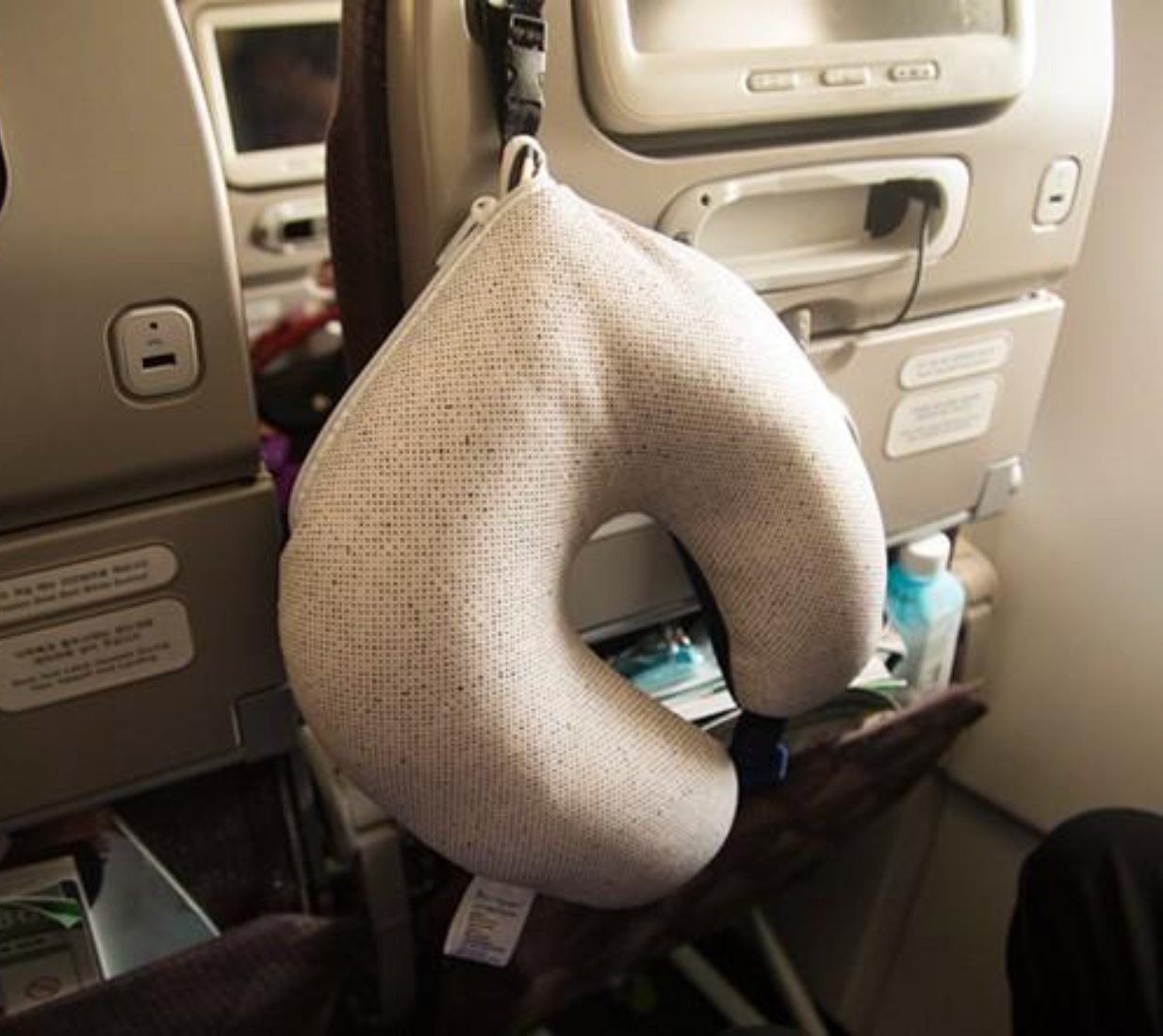 [Lucky Planet] Bon Voyage 2 in1 Travel Head Rest Neck Pillow - Pineapple - Luckyplanetusa