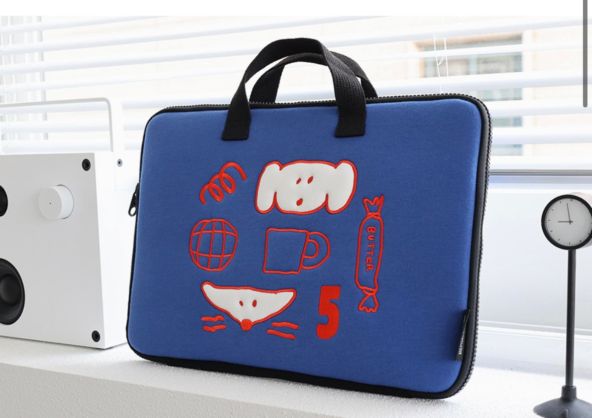 Romane 13” wide laptop pouch with handle